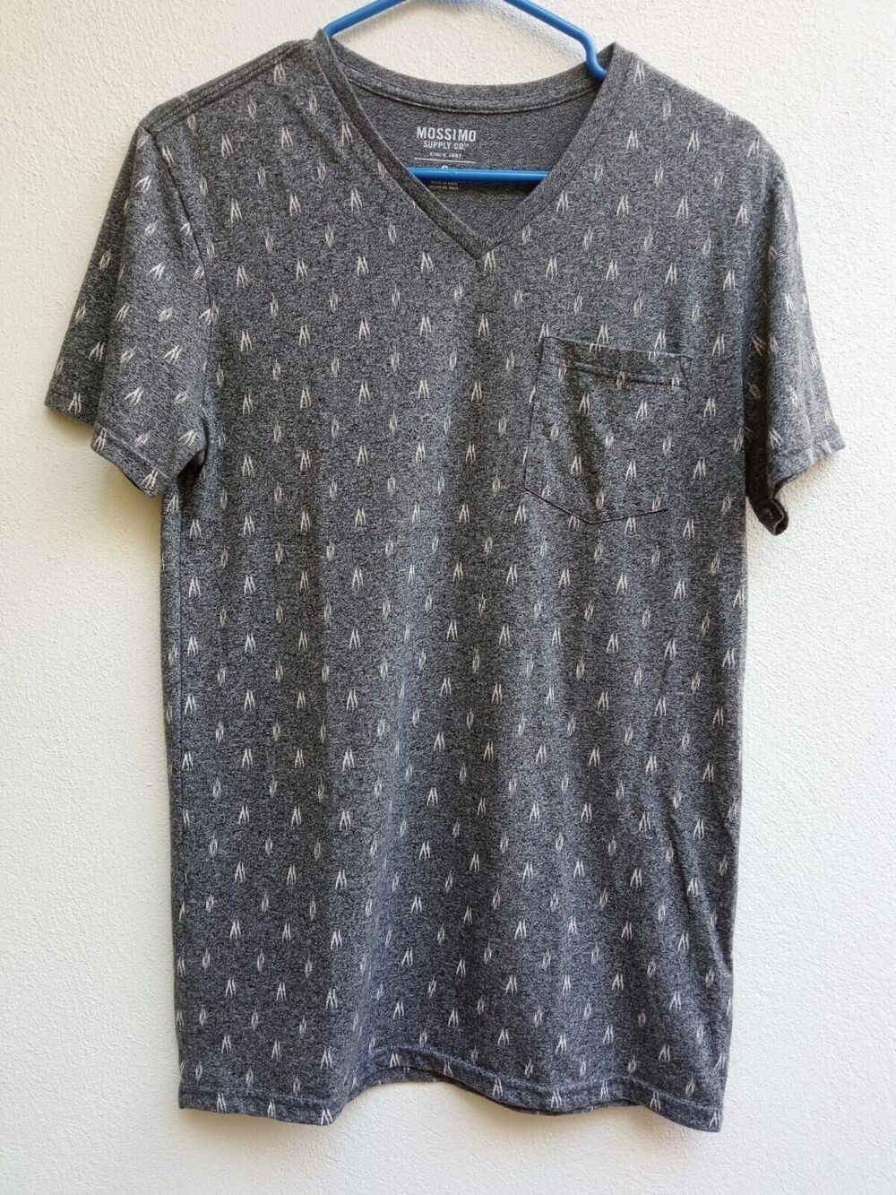 Mossimo V Neck T Shirt Men’s Gray Short Sleeve Size Small